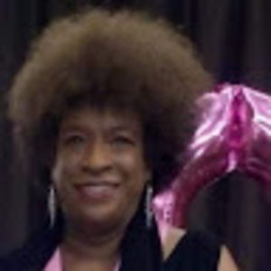 Meet your Posher, Myra